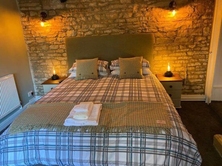 Bear Inn - Bisley Bisley  エクステリア 写真