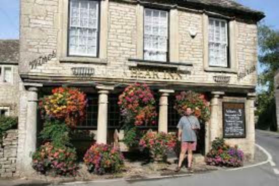 Bear Inn - Bisley Bisley  エクステリア 写真